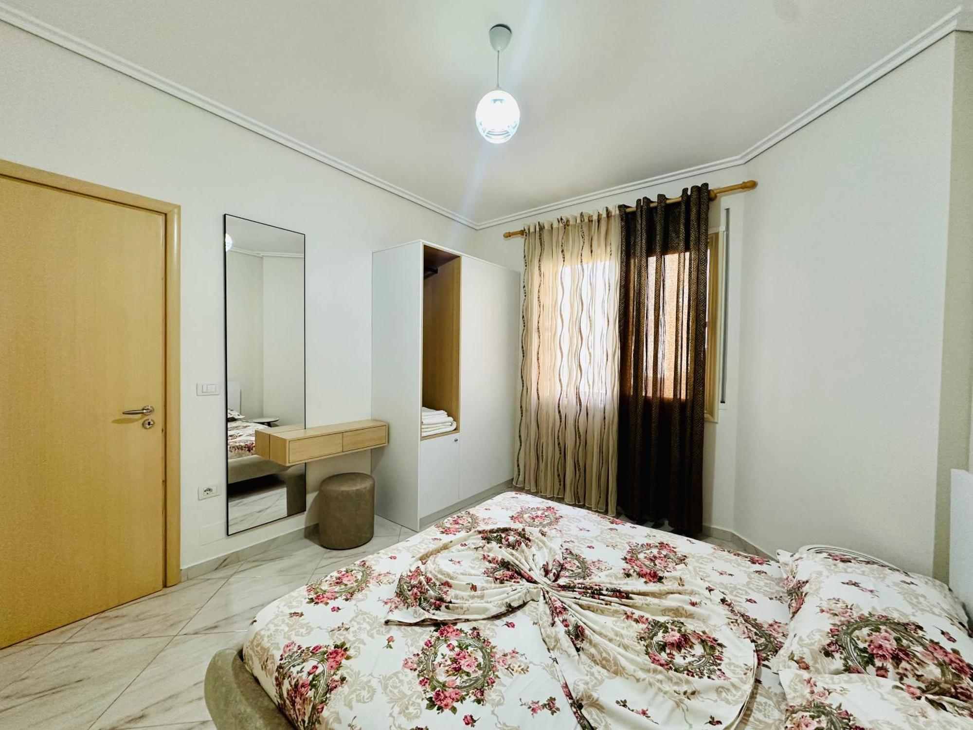 Jico Travel - Erjon Apartments Vlorë Εξωτερικό φωτογραφία