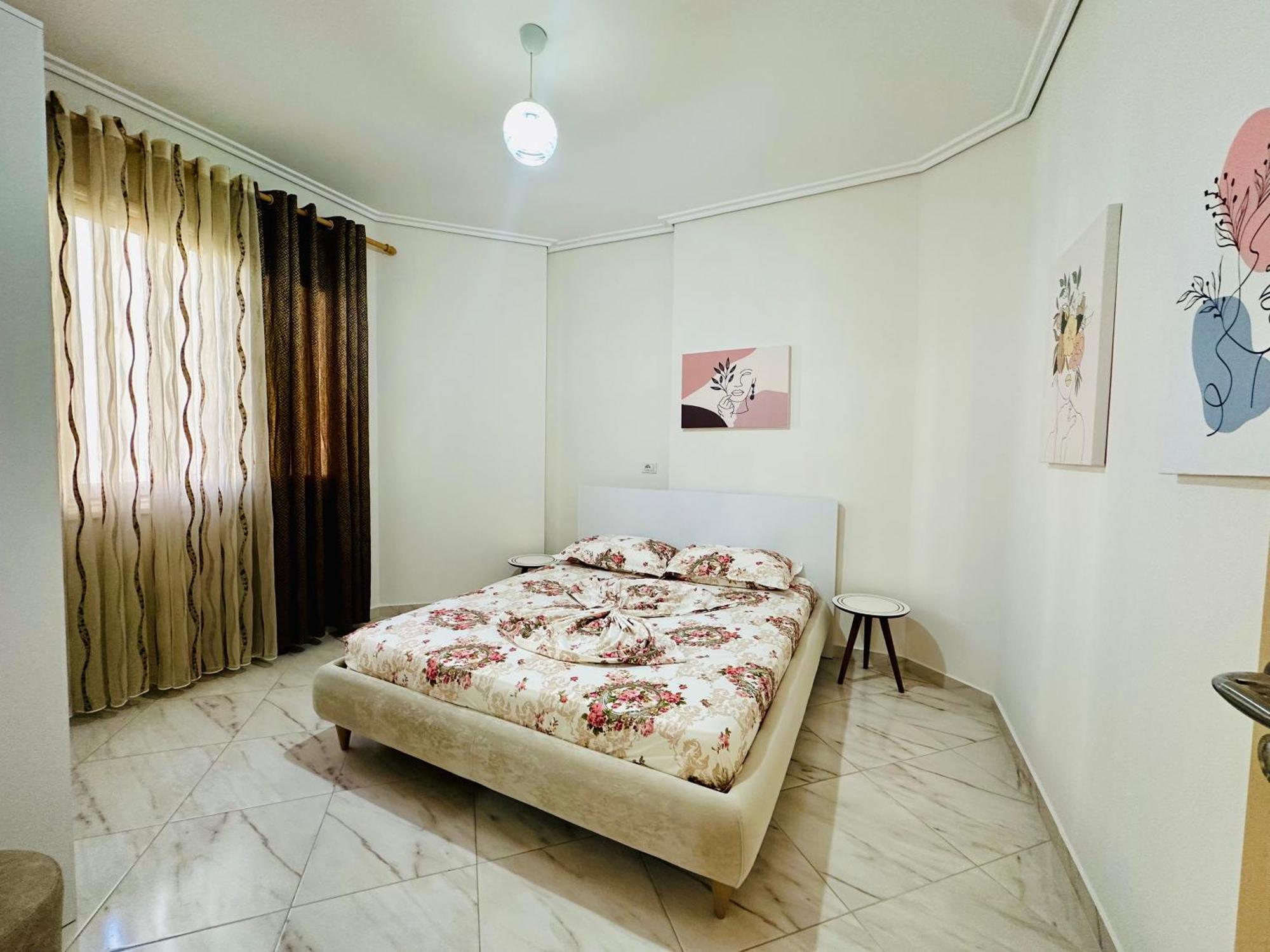 Jico Travel - Erjon Apartments Vlorë Δωμάτιο φωτογραφία